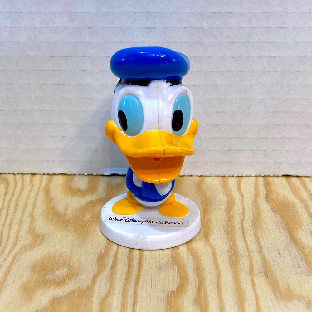 Kellogg Canada Mini Donald Duck Bobblehead